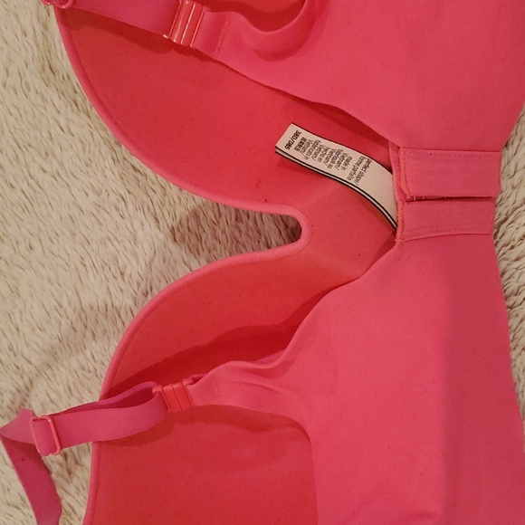 VS Pink Push-Up Bra - Picture 3 of 5